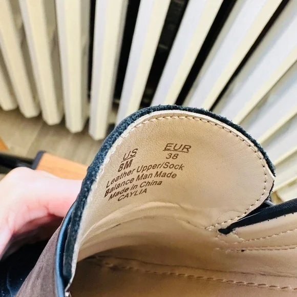 Sam Edelman Caylia Black Leather Tassel Loafers Size 8 Lug Sole Flats - Picture 5 of 11